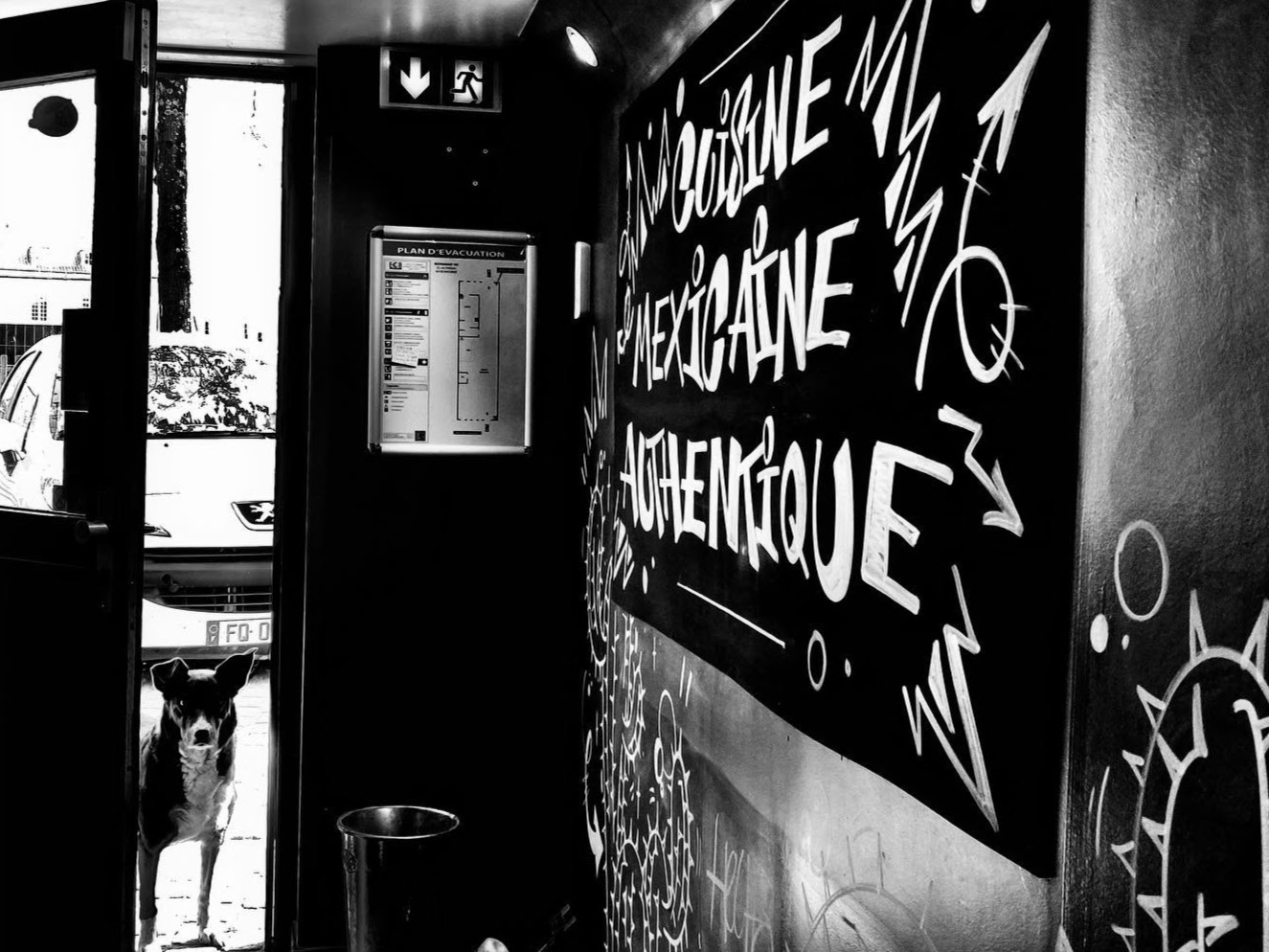 Cuisine Mexicaine Authentique — entrée restaurant