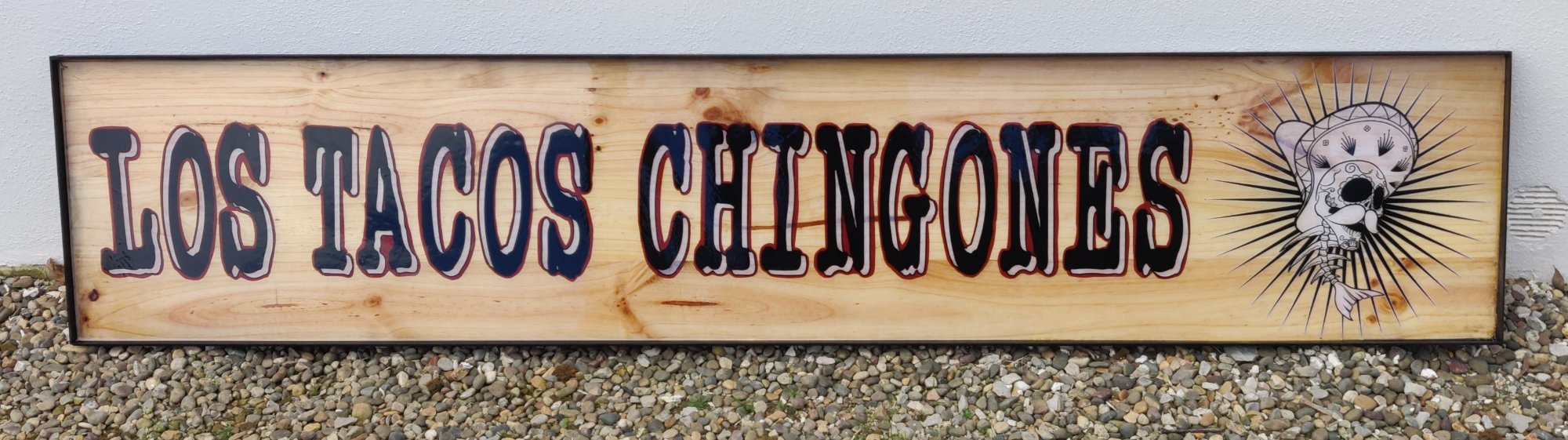 Enseigne bois panoramique — Los Tacos Chingones